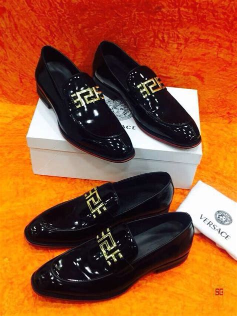 formal versace shoes men.